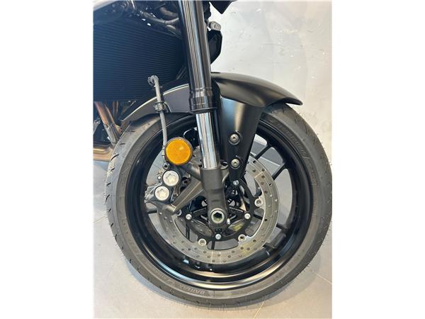 YAMAHA MT-09 Y-AMT(YAMAHA AUTOMATED MANUAL TRANSMISSION)