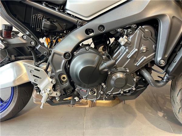 YAMAHA MT-09 SP