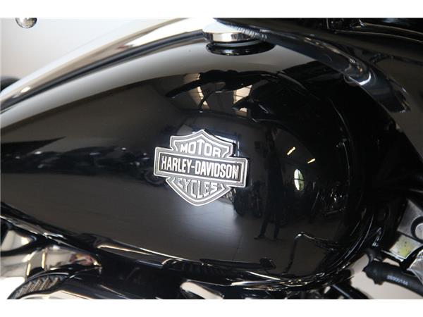 FLHXS STREET GLIDE SPECIAL MY21