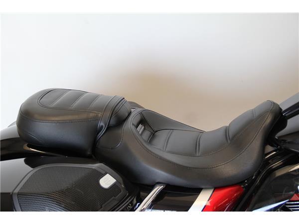 FLTRXSE ROAD GLIDE CVO MY21
