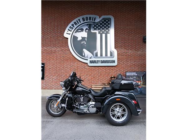 2018 HARLEY-DAVIDSON TRI GLIDE