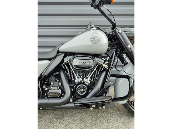 2024 HARLEY-DAVIDSON ROAD KING