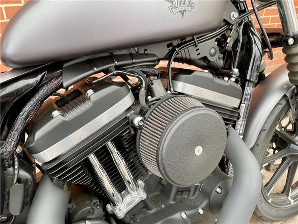 2017 HARLEY-DAVIDSON SPORTSTER XL883N IRON
