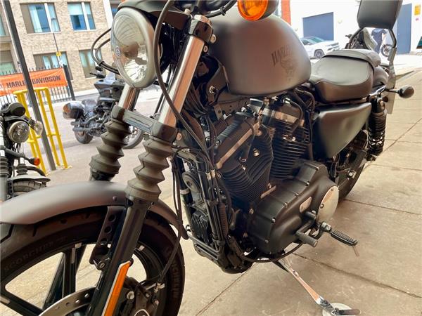 2017 HARLEY-DAVIDSON SPORTSTER XL883N IRON