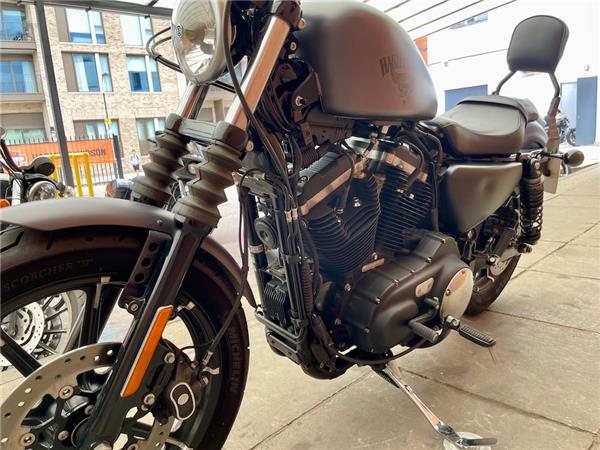 2017 HARLEY-DAVIDSON SPORTSTER XL883N IRON