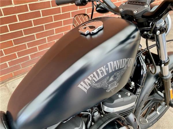 2017 HARLEY-DAVIDSON SPORTSTER XL883N IRON