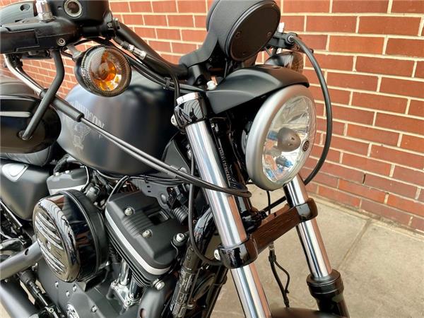 2017 HARLEY-DAVIDSON SPORTSTER XL883N IRON