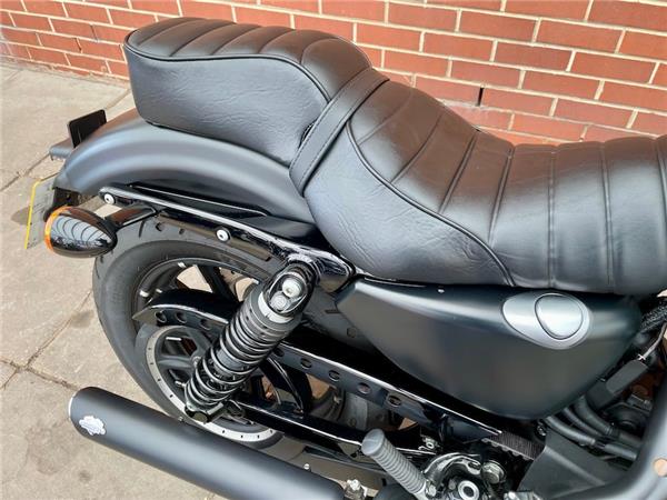 2017 HARLEY-DAVIDSON SPORTSTER XL883N IRON
