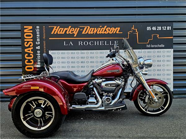 2017 HARLEY-DAVIDSON FREEWHEELER