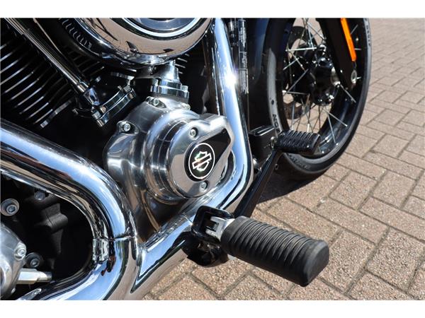 2025 HARLEY-DAVIDSON SOFTAIL FXBB STREET BOB