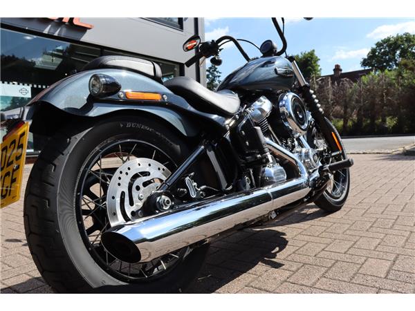 2025 HARLEY-DAVIDSON SOFTAIL FXBB STREET BOB