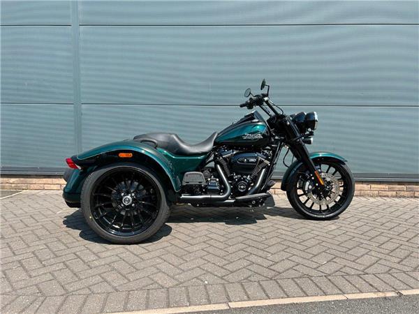 2025 Harley-Davidson Freewheeler