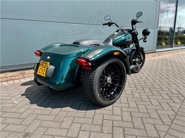 2025 Harley-Davidson Freewheeler