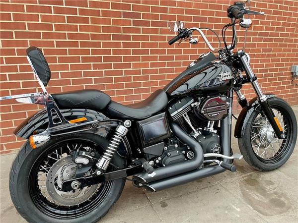 2016 HARLEY-DAVIDSON DYNA FXDB STREET BOB