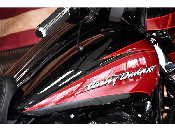 2017 HARLEY-DAVIDSON CVO FLHXSE STREET GLIDE