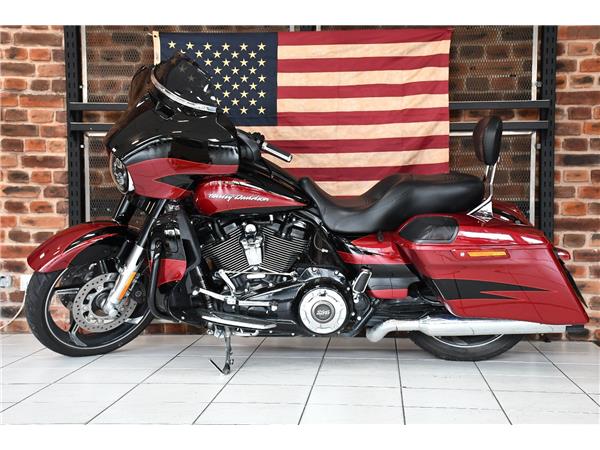 2017 HARLEY-DAVIDSON CVO FLHXSE STREET GLIDE