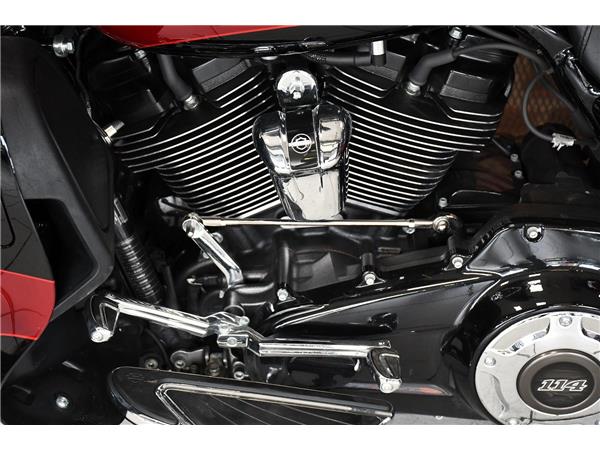 2017 HARLEY-DAVIDSON CVO FLHXSE STREET GLIDE