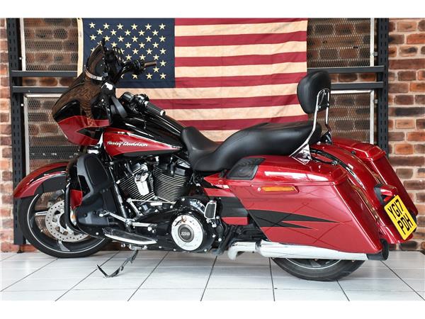 2017 HARLEY-DAVIDSON CVO FLHXSE STREET GLIDE
