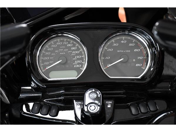 2022 HARLEY-DAVIDSON FLTRXST ROAD GLIDE ST 
