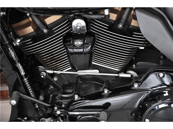 2022 HARLEY-DAVIDSON FLTRXST ROAD GLIDE ST 