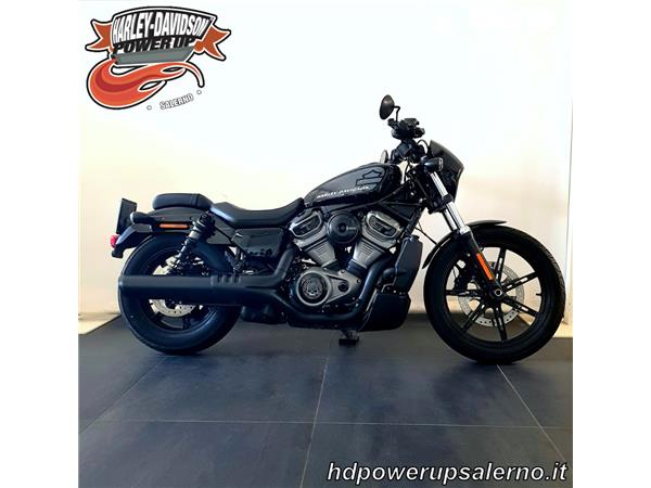 HARLEY-DAVIDSON NIGHTSTER