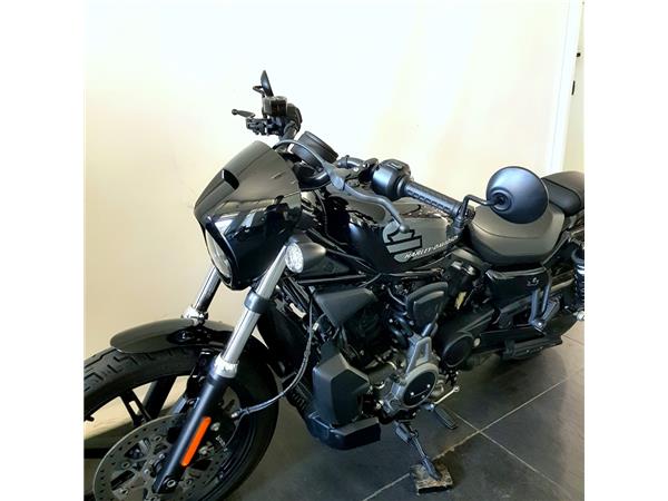 HARLEY-DAVIDSON NIGHTSTER