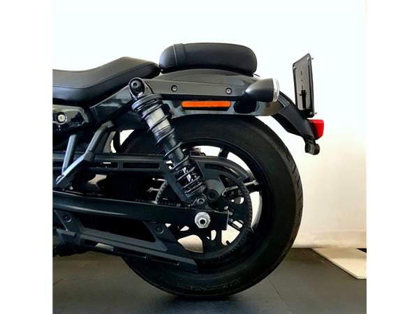 HARLEY-DAVIDSON NIGHTSTER