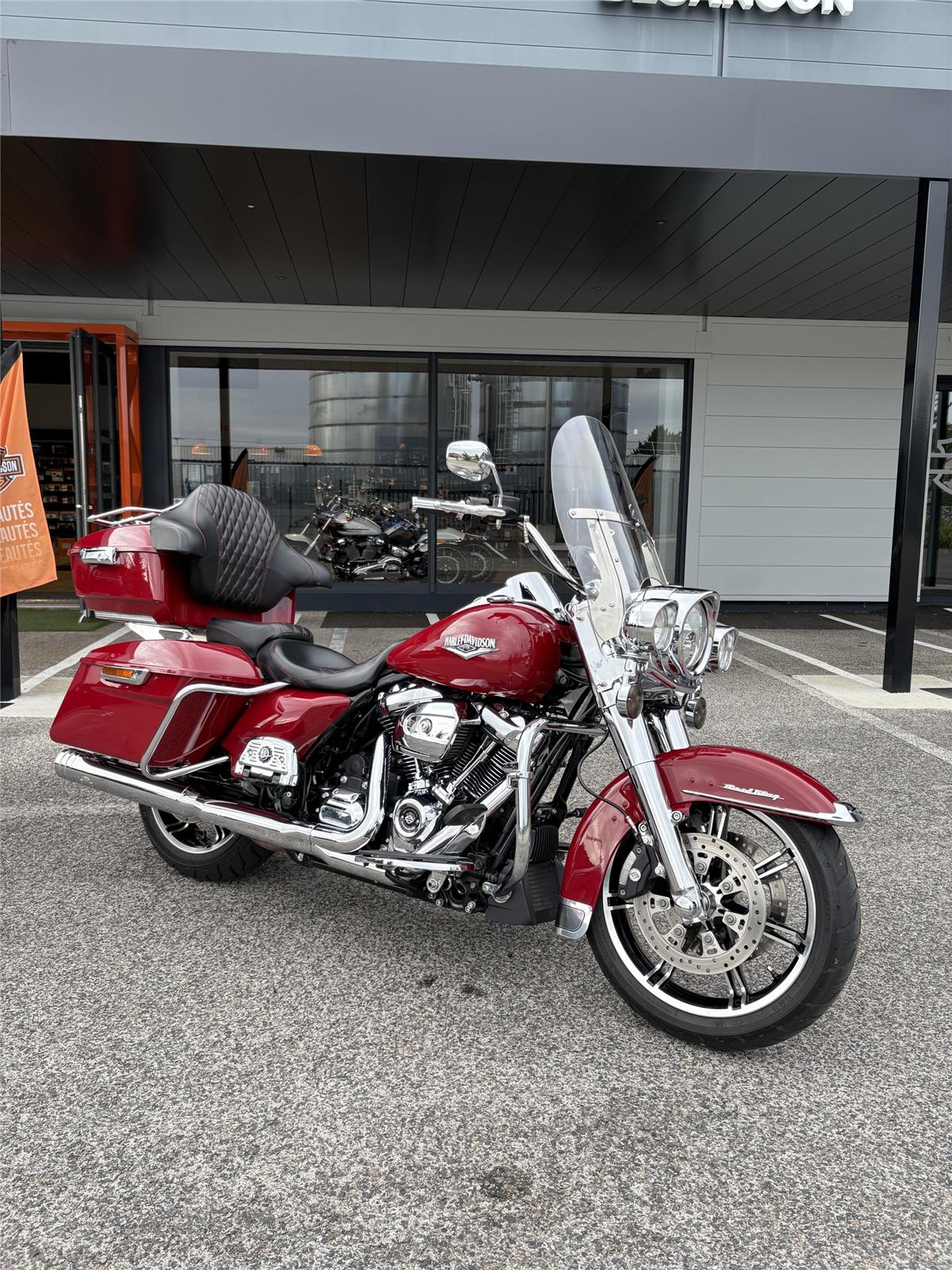2021 HARLEY-DAVIDSON ROAD KING