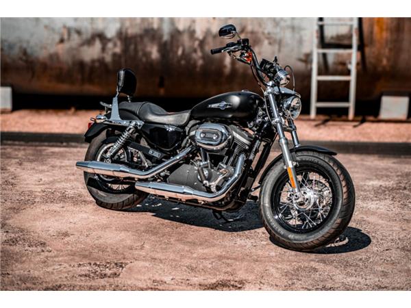 XL1200CB 