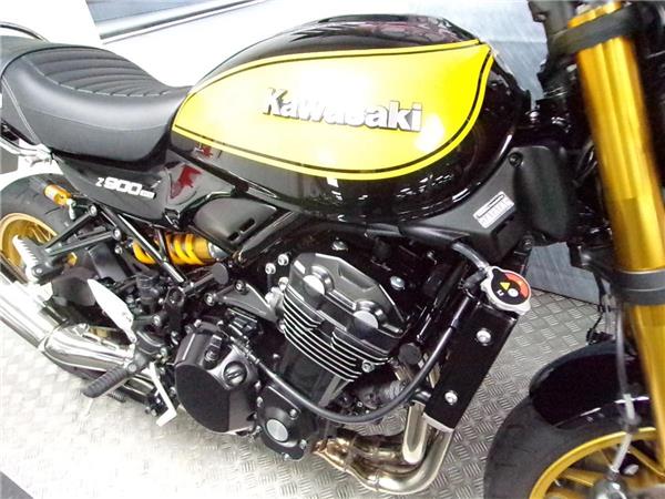 2025 Kawasaki Z900 RS SE