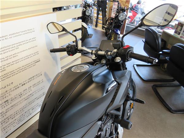 YAMAHA MT-07   2025