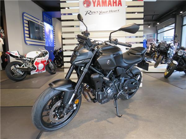 YAMAHA MT-07   2025