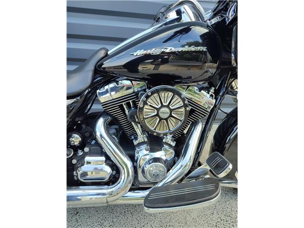 2014 HARLEY-DAVIDSON ROAD GLIDE