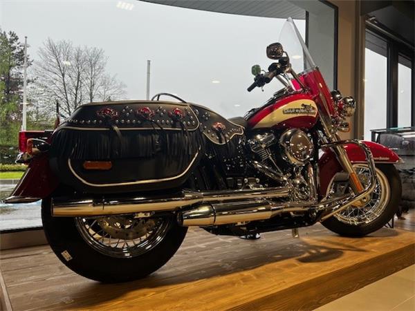 2024 HARLEY-DAVIDSON HYDRA-GLIDE REVIVAL