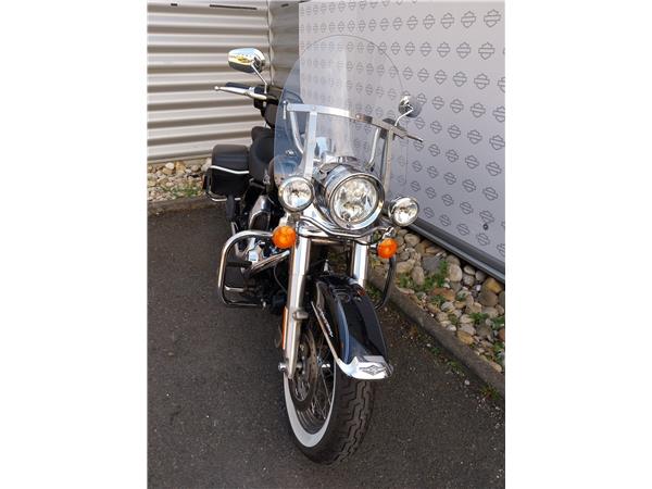 2015 HARLEY-DAVIDSON ROAD KING