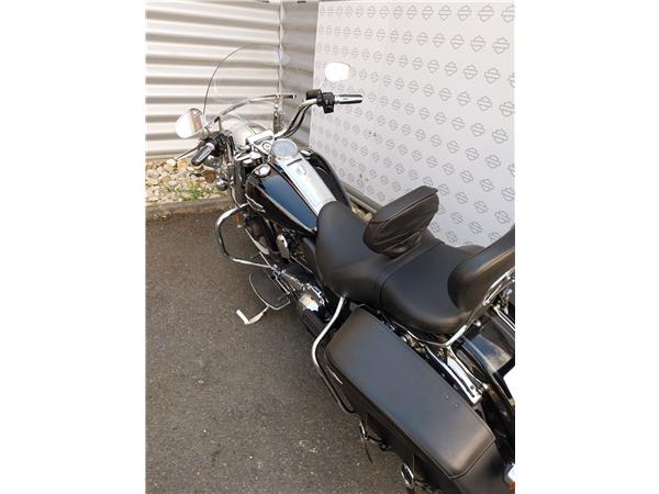 2015 HARLEY-DAVIDSON ROAD KING
