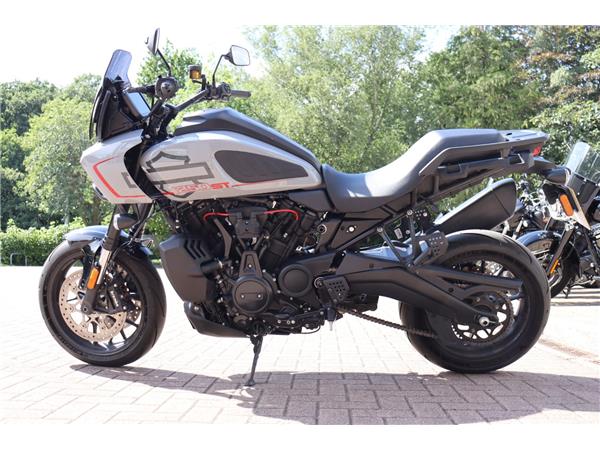 2025 HARLEY-DAVIDSON PAN AMERICA 1250ST