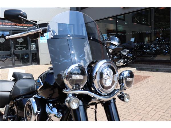 2025 HARLEY-DAVIDSON SOFTAIL FLHC HERITAGE CLASSIC