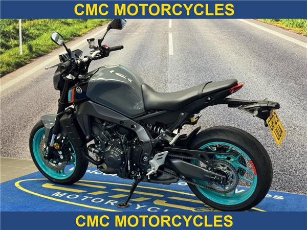  Yamaha MT-09 MT-09