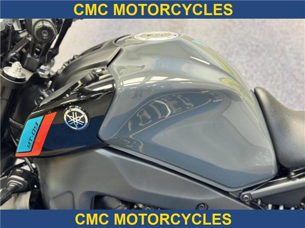  Yamaha MT-09 MT-09