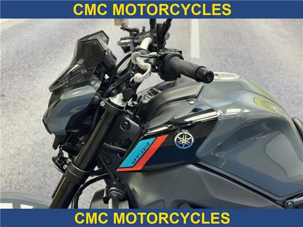  Yamaha MT-09 MT-09