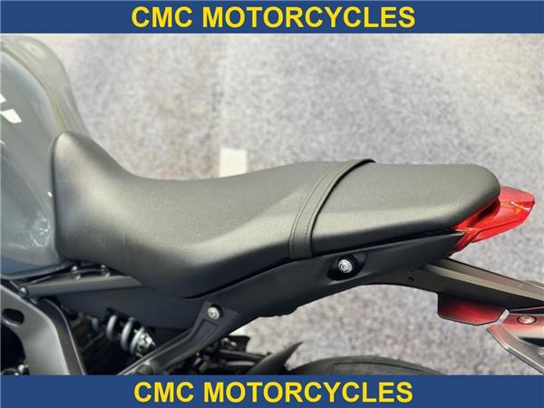  Yamaha MT-09 MT-09