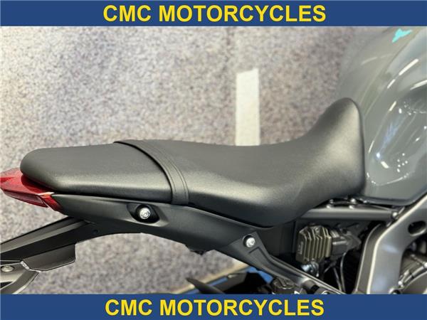  Yamaha MT-09 MT-09