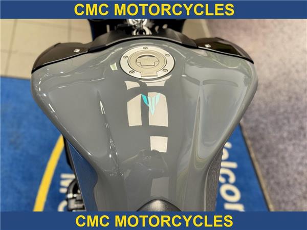  Yamaha MT-09 MT-09