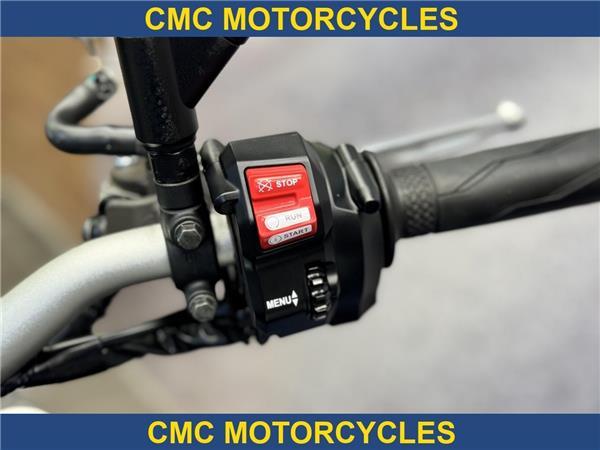  Yamaha MT-09 MT-09