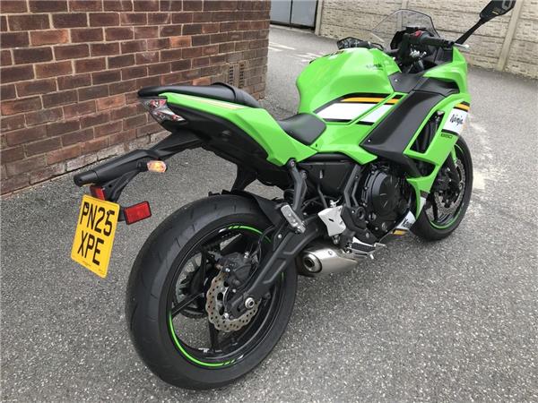 2025 Kawasaki Ninja 650