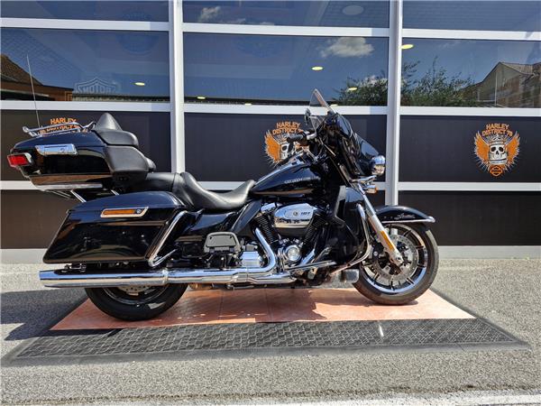 2018 HARLEY-DAVIDSON ELECTRA GLIDE