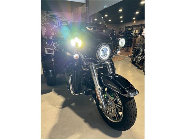 2024 HARLEY-DAVIDSON TRI GLIDE
