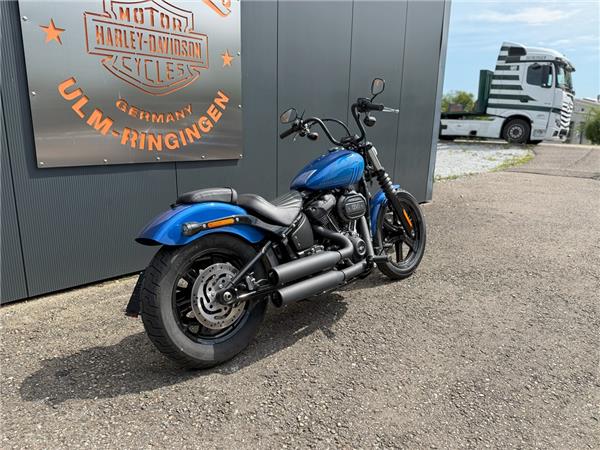 FXBBS Street Bob mit KessTech Auspuff