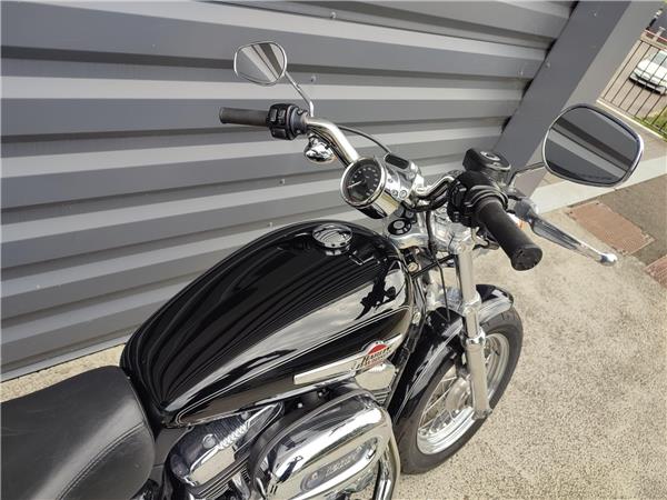 2011 HARLEY-DAVIDSON CUSTOM